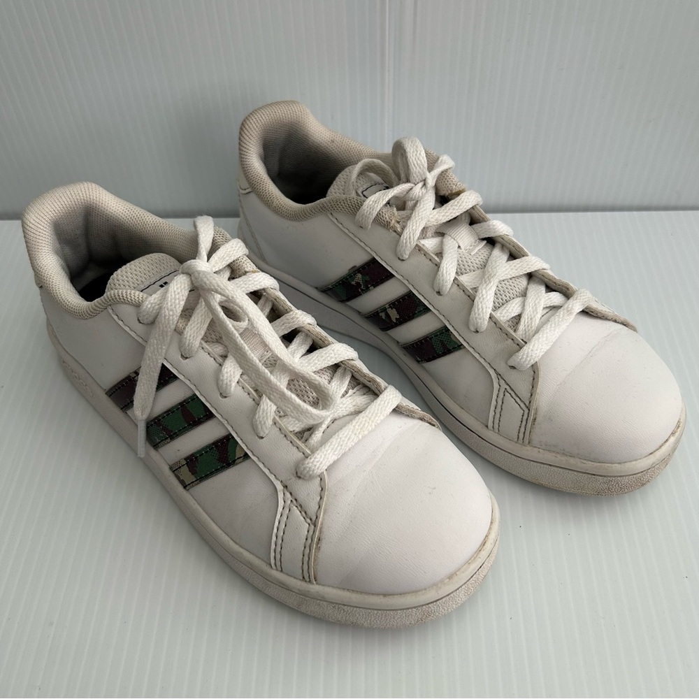 Kids Adidas Camouflage Stripe sneakers